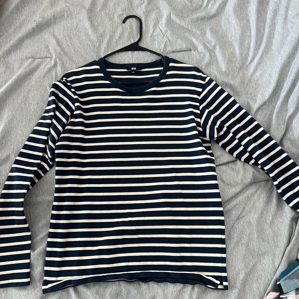 Uniqlo blue white strip long sleeve men’s small